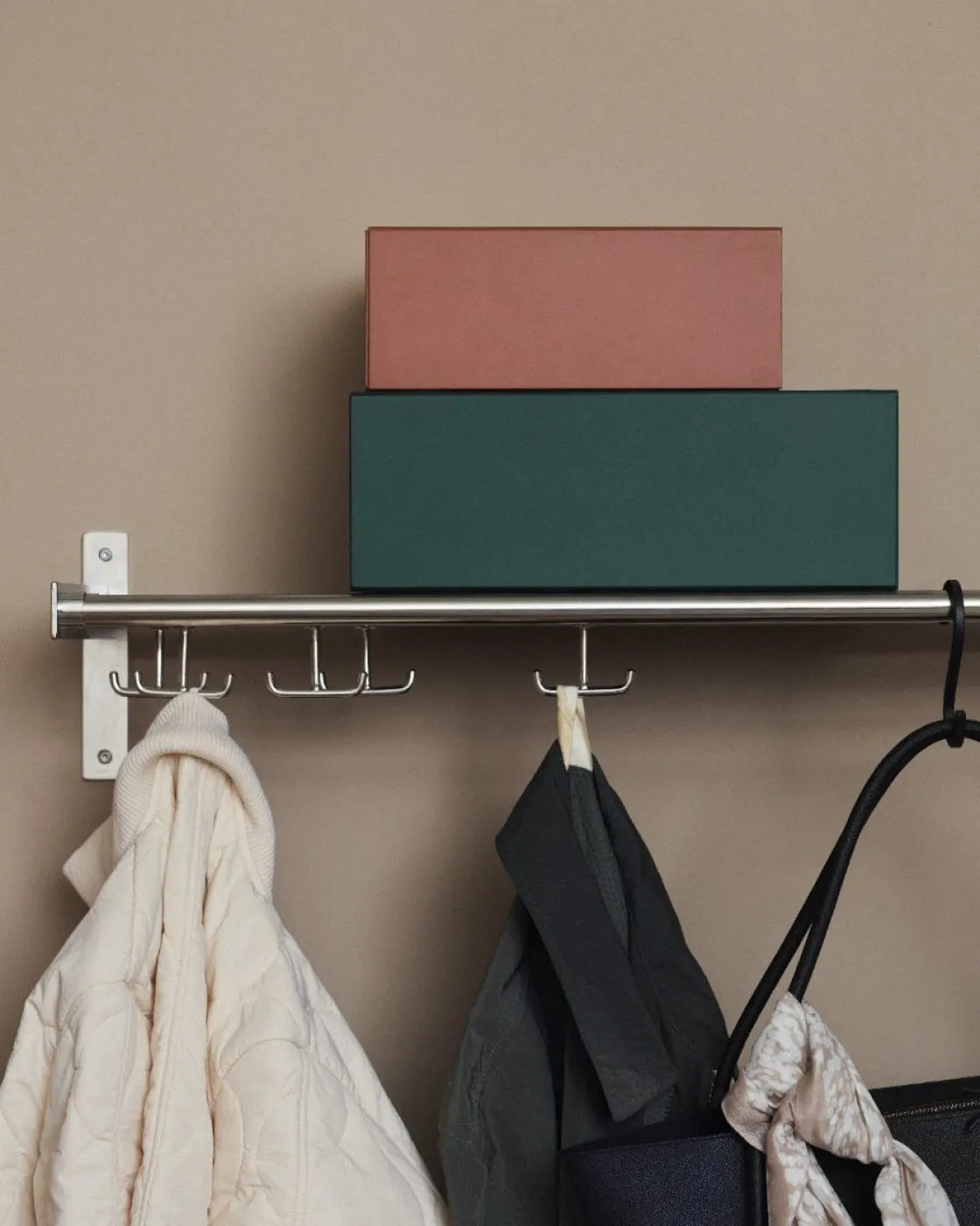 GRANIT Hatthylla/Skohylla 27x78cm Rostfritt Stål- Hallmöbler & Förvaring