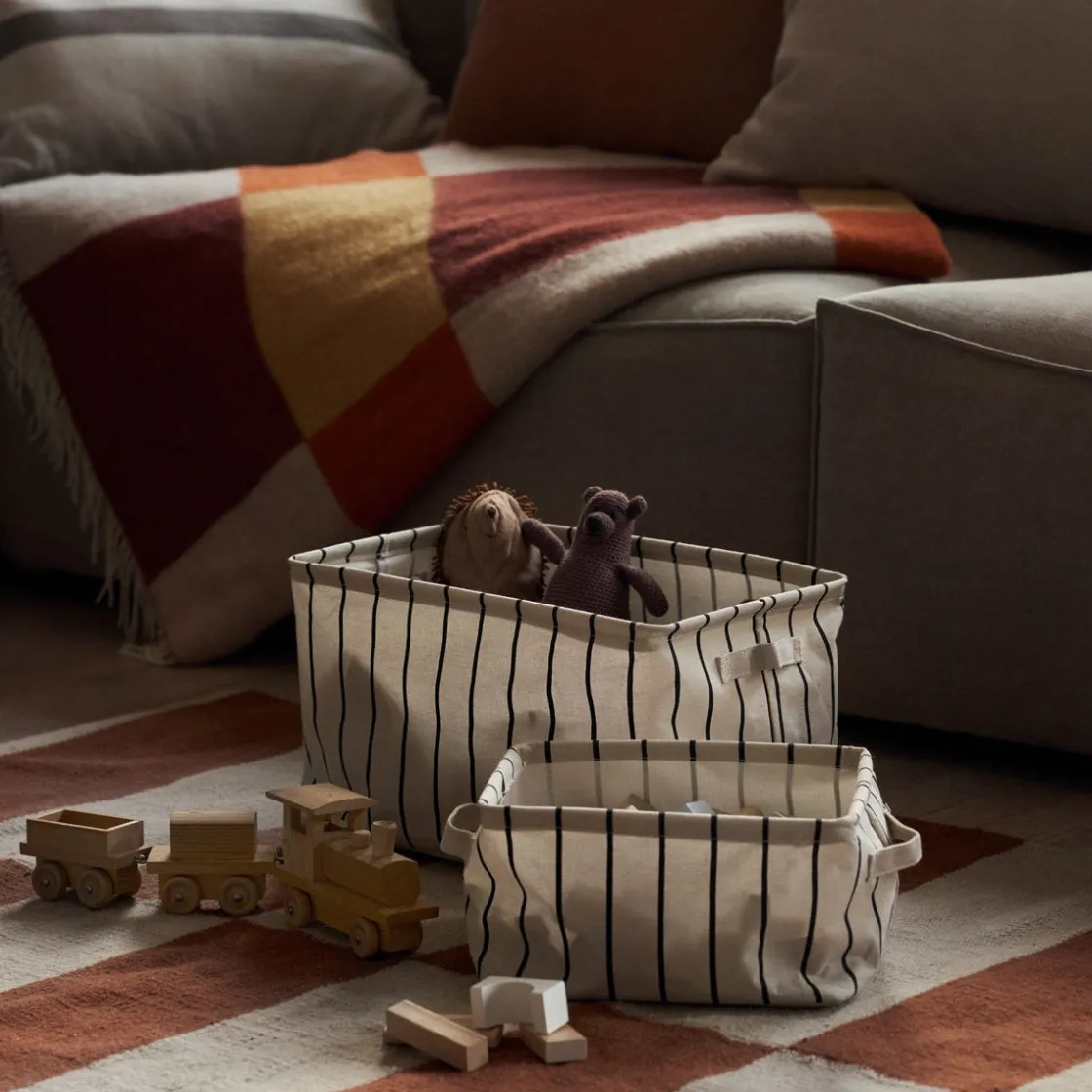 GRANIT Korg Hopvikbar RAND 27x39cm Beige/Svart- Korgar