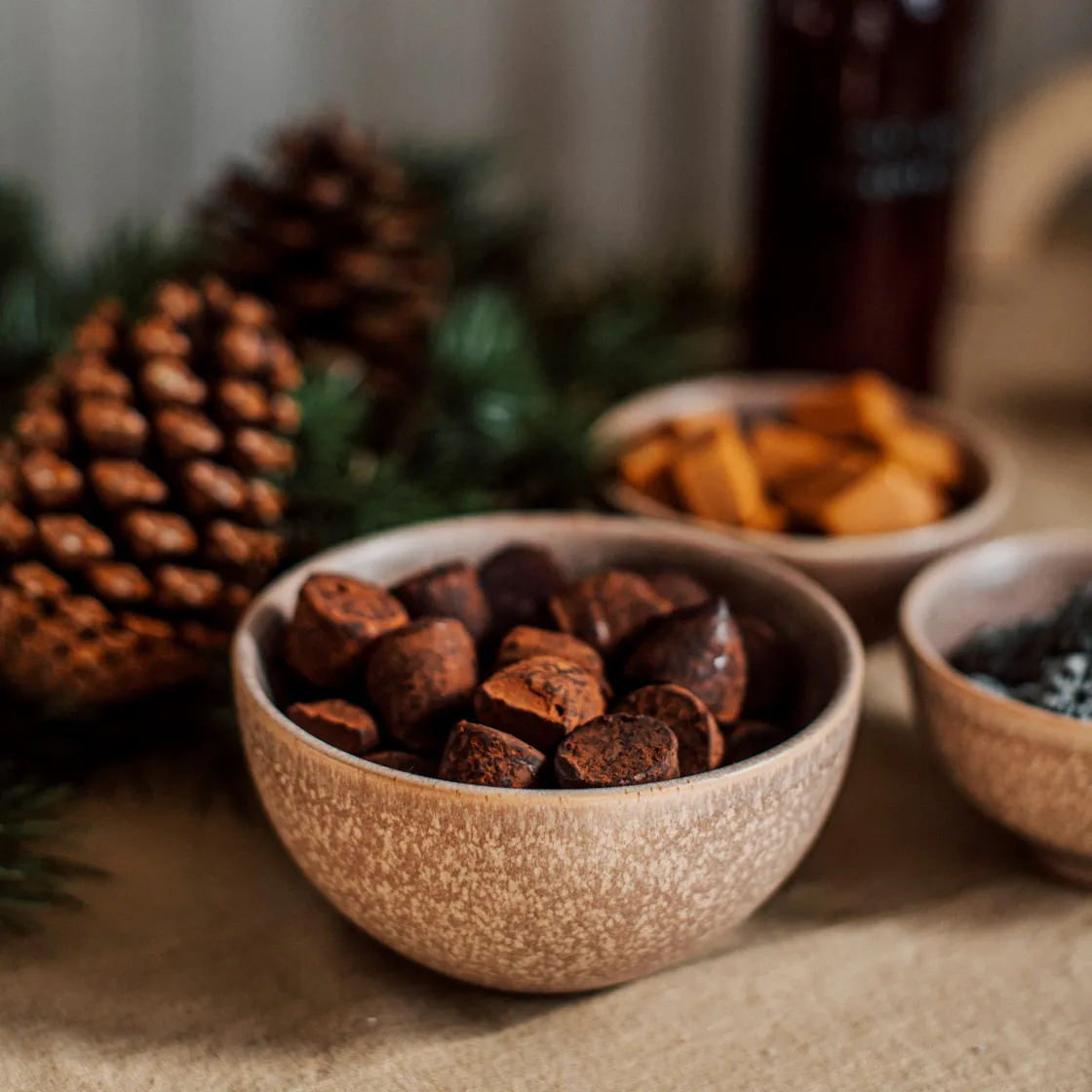 GRANIT Mörk Chokladtryffel Havssalt & Karamell- Deli|Julgodis