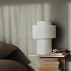 GRANIT Textillampa Ave 22x30,5cm Vit- Lampor